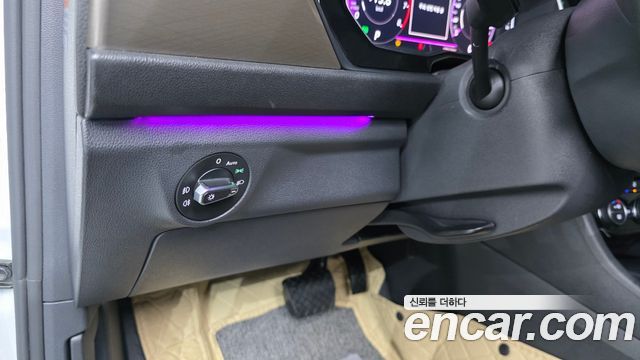 Volkswagen Jetta 2021 — photo 18
