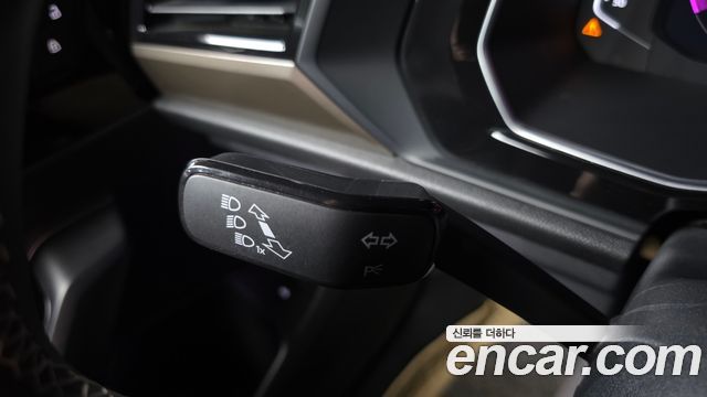 Volkswagen Jetta 2021 — photo 33