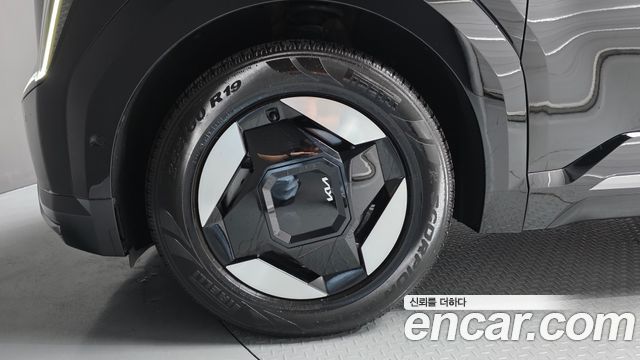 Kia EV9 2024 — photo 5