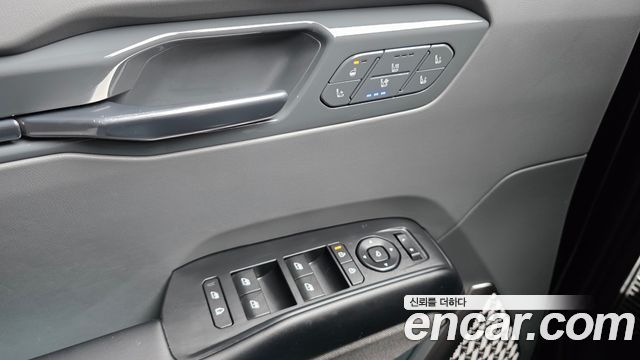Kia EV9 2024 — photo 29