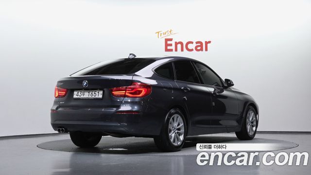 BMW Gran Turismo 2019 — photo 2