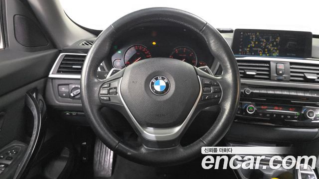 BMW Gran Turismo 2019 — photo 13