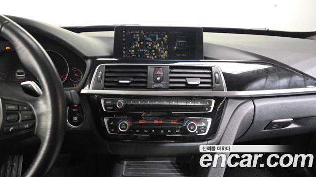 BMW Gran Turismo 2019 — photo 14