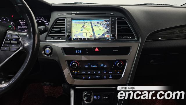 Hyundai Sonata 2015 — photo 13