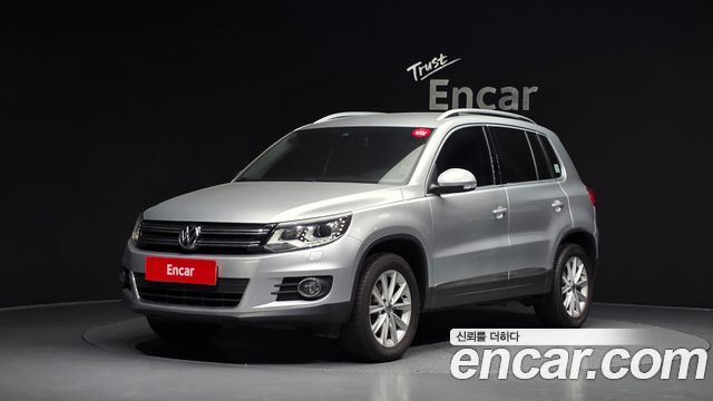 Volkswagen Tiguan 2015 — photo 1