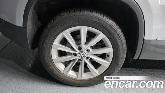 Volkswagen Tiguan 2015 — photo 5