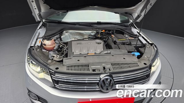 Volkswagen Tiguan 2015 — photo 6