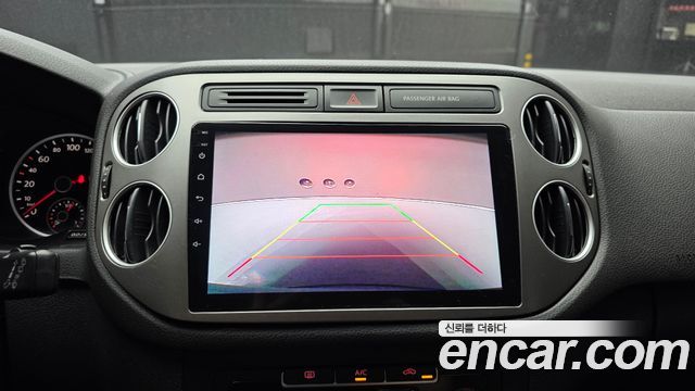 Volkswagen Tiguan 2015 — photo 15
