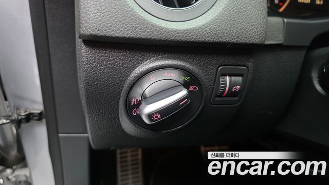 Volkswagen Tiguan 2015 — photo 18