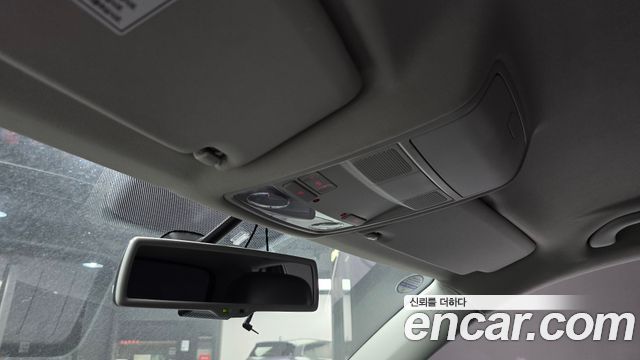 Volkswagen Tiguan 2015 — photo 19