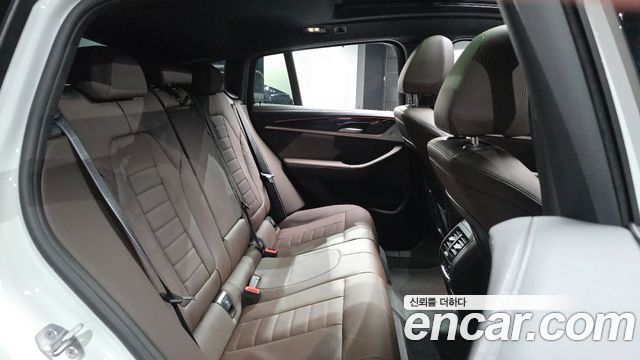 BMW X4 2025 — photo 17