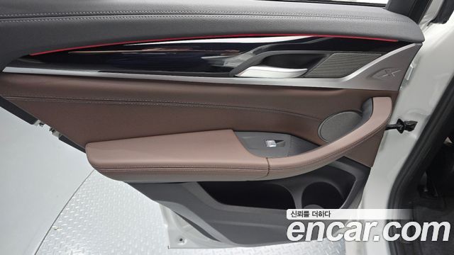 BMW X4 2025 — photo 15