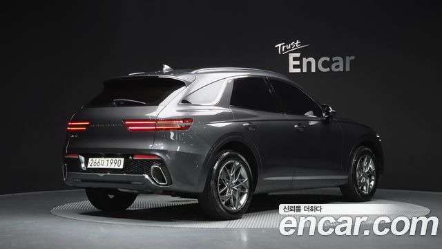 Genesis GV70 2023 — photo 2