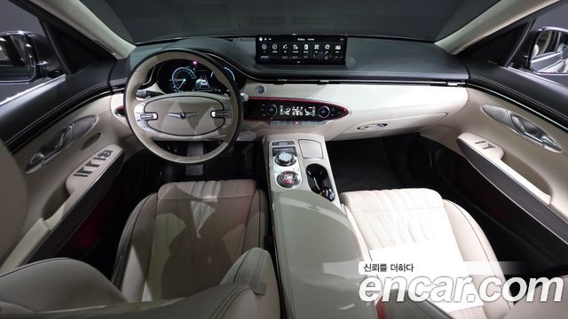 Genesis GV70 2023 — photo 10