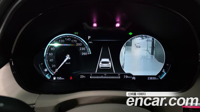 Genesis GV70 2023 — photo 11