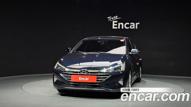 Hyundai AVANTE 2020 — photo 3