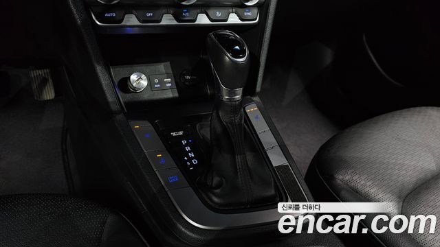 Hyundai AVANTE 2020 — photo 9
