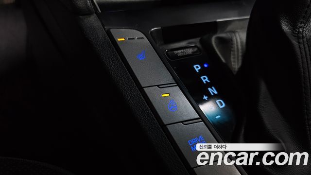 Hyundai AVANTE 2020 — photo 14