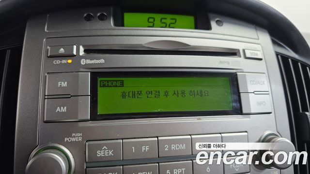 Hyundai Starex 2014 — photo 17