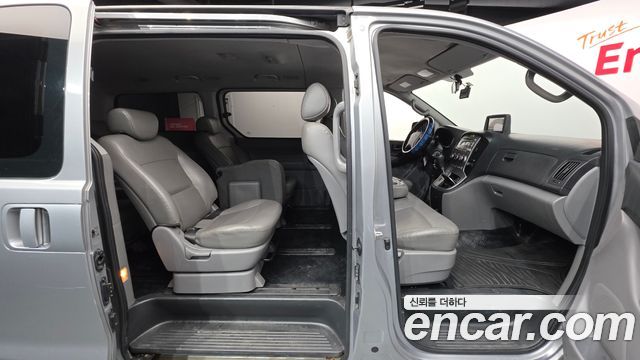 Hyundai Starex 2014 — photo 18