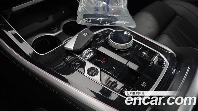 BMW X5 2025 — photo 12