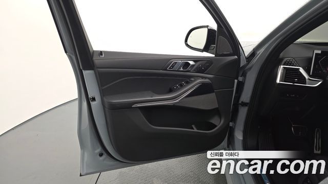 BMW X5 2025 — photo 14
