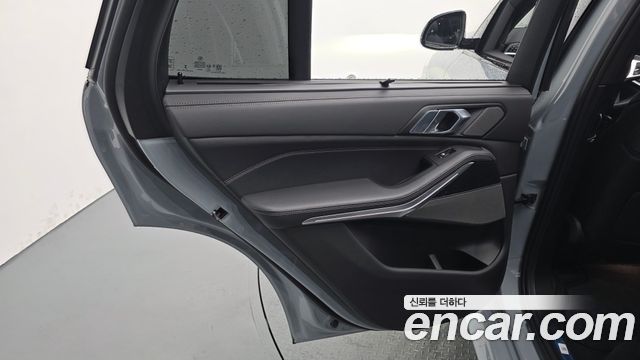 BMW X5 2025 — photo 15