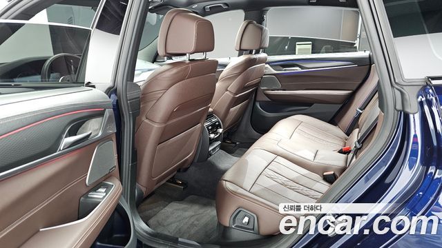 BMW Gran Turismo 2024 — photo 17