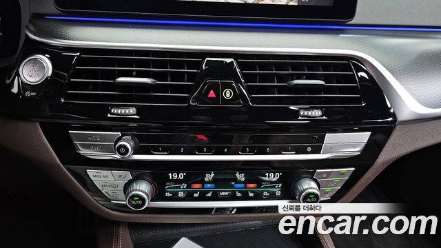 BMW Gran Turismo 2024 — photo 31