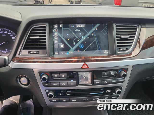 Hyundai Genesis 2014 — photo 10