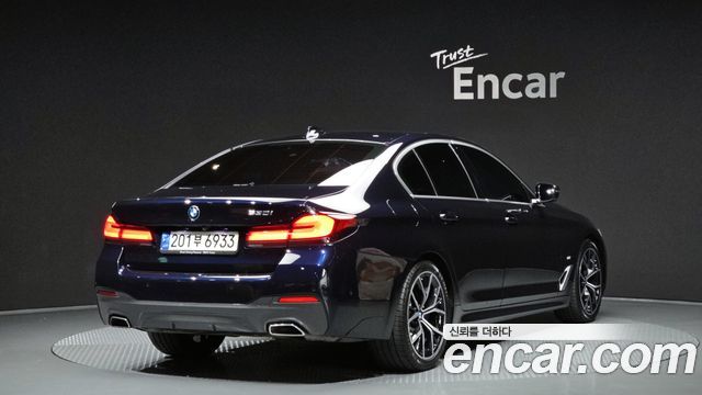 BMW 5-Series 2021 — photo 2