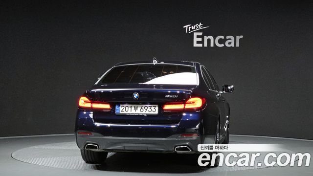 BMW 5-Series 2021 — photo 4