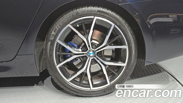 BMW 5-Series 2021 — photo 7