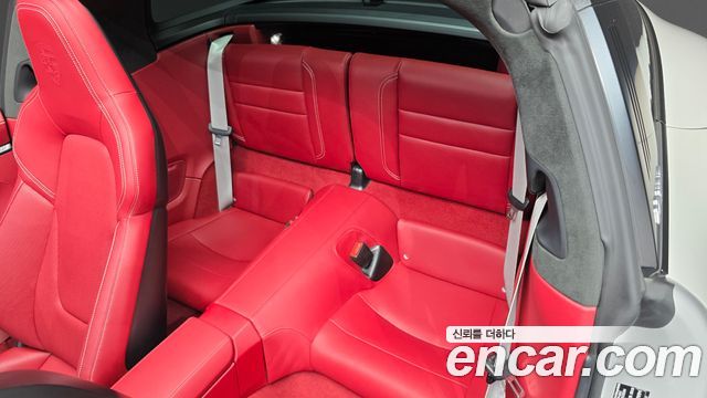 Porsche 911 2024 — photo 17