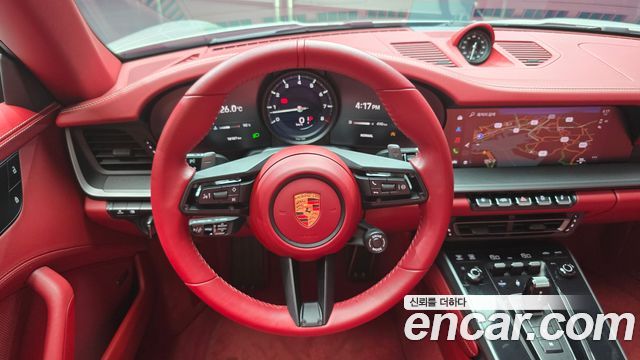 Porsche 911 2024 — photo 19