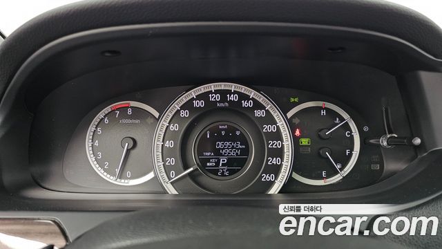 Honda Accord 2017 — photo 8