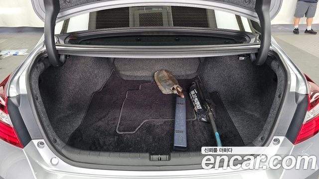 Honda Accord 2017 — photo 20