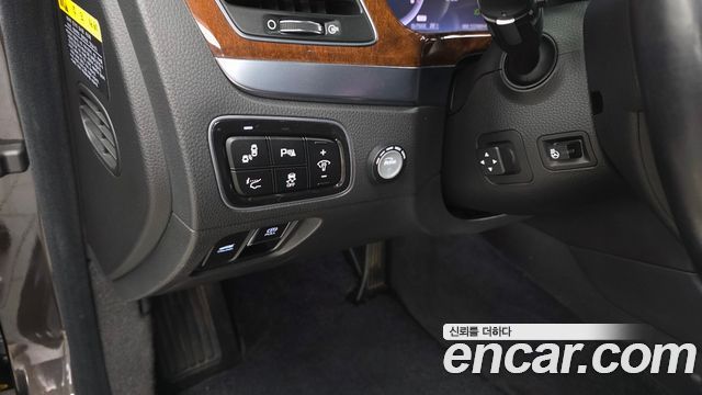 Hyundai Equus 2013 — photo 17