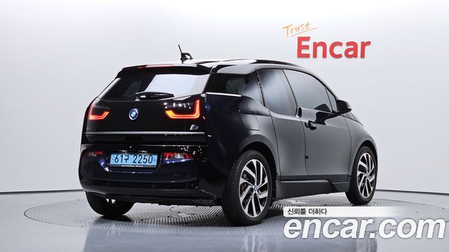 BMW i3 2018 — photo 2