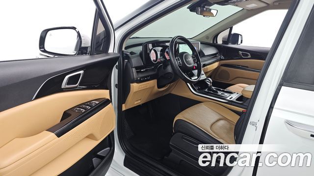 Kia Canival 2022 — photo 10