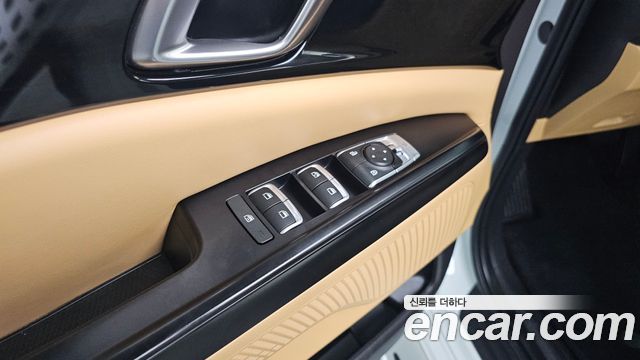 Kia Canival 2022 — photo 17