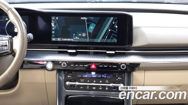Kia Canival 2021 — photo 19