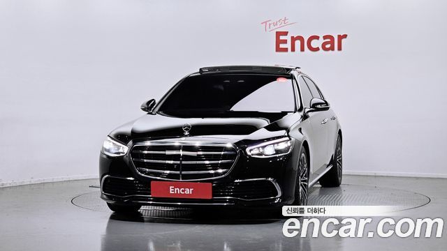 Mercedes-Benz S-Class 2023 — photo 3