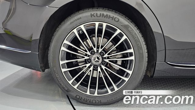 Mercedes-Benz S-Class 2023 — photo 5