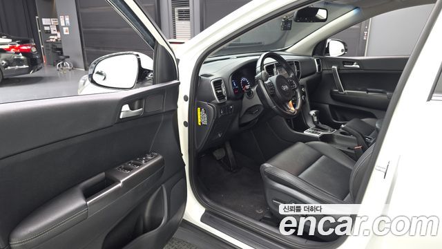 Kia Sportage 2016 — photo 13