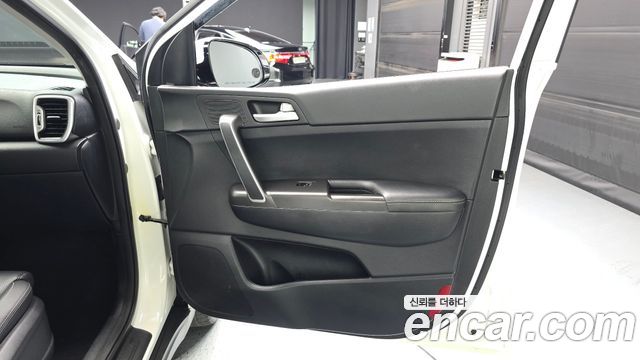 Kia Sportage 2016 — photo 15