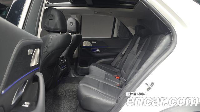 Mercedes-Benz GLE-Class 2025 — photo 18