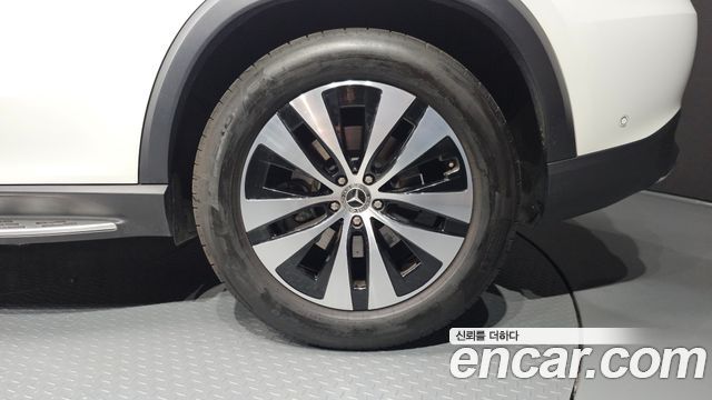 Mercedes-Benz GLE-Class 2025 — photo 7