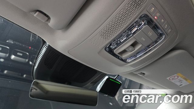 Mercedes-Benz GLE-Class 2025 — photo 27