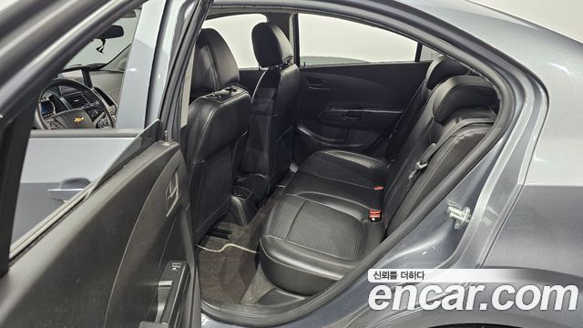Chevrolet Korea Aveo 2014 — photo 12